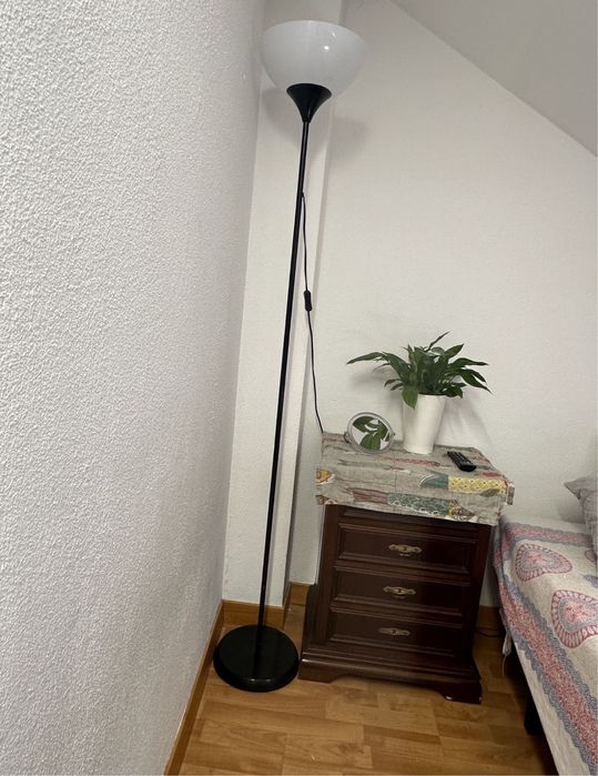 Alugo Quarto Individual Em Campolide