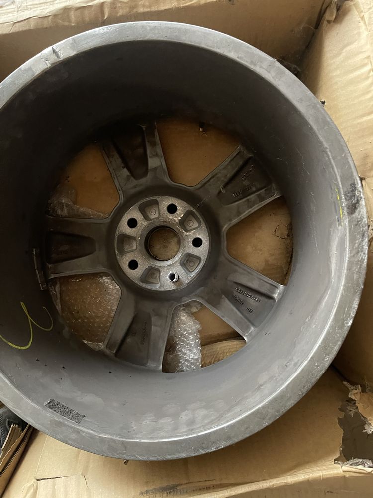 Диски Audi r18 8.0j18r et43