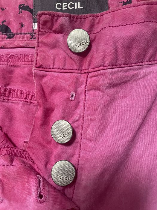 Bermudy za kolana firmy Cecil