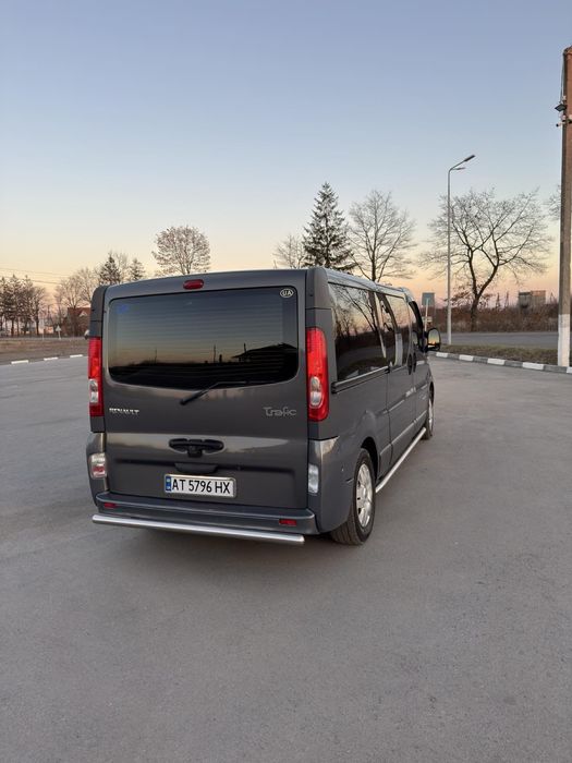 Renault trafic passenger