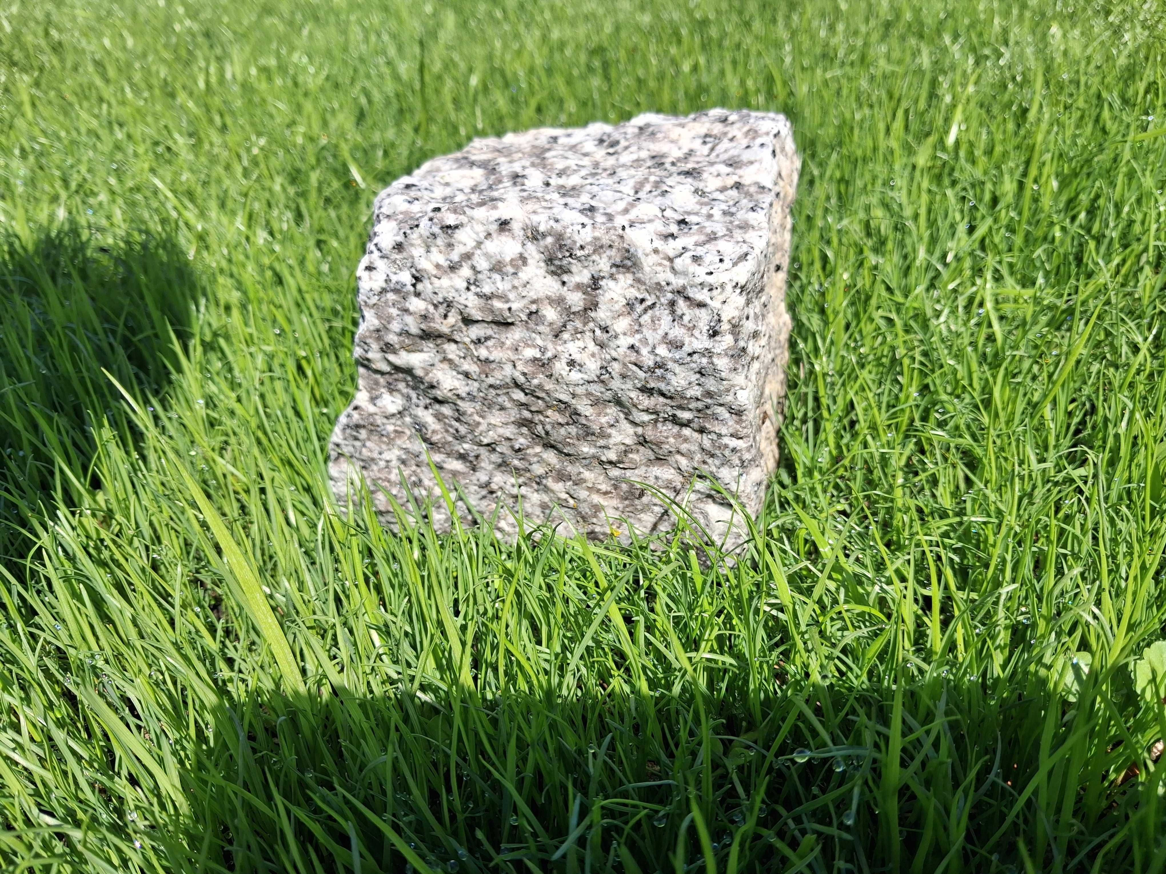 Kamyk GRANIT do ogrodu itp
