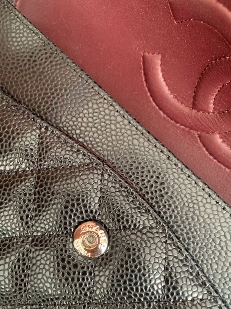 Продається оригінальна сумочка Шанель Chanel в гарному стані вживана