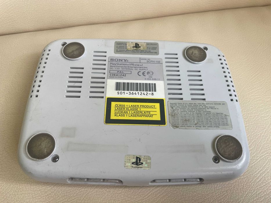 Konsola PlayStation 1 PSone SCPH-102 Przerobiona CHIP + Gratis