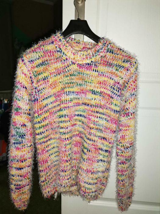 Kolorowy sweter damski