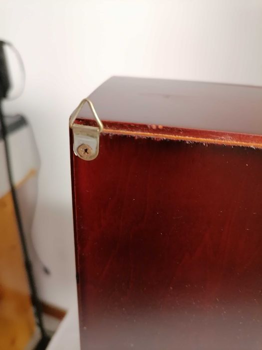 12 minis chávenas da marca Avon. 1 expositor novo