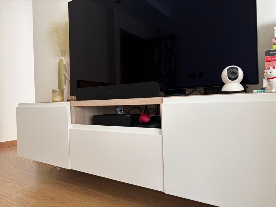 Movel TV BESTA - excelente estado