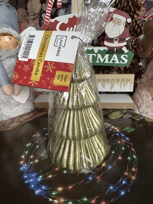 Новорічні лед свічки і звичайні святкові свічки