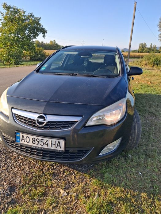 Опель Астра J 1,7 crdi