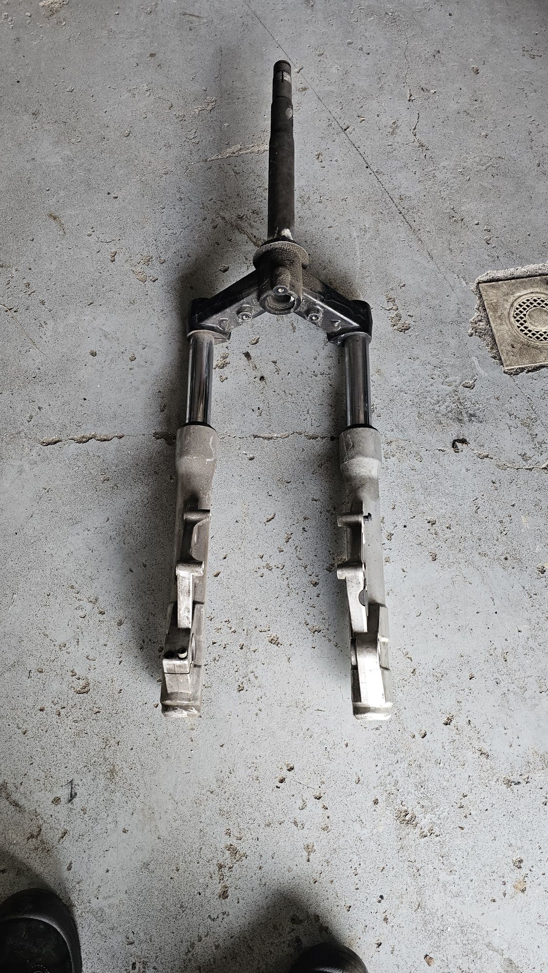 Zawieszenie amortyzator lagi piaggio x10