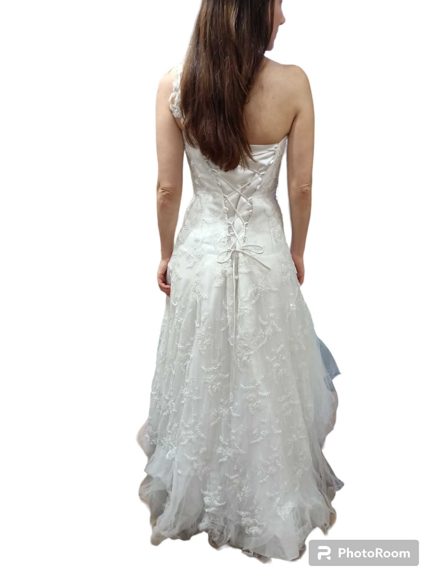 Шикарна весільна сукня ручна робота р.46 наш