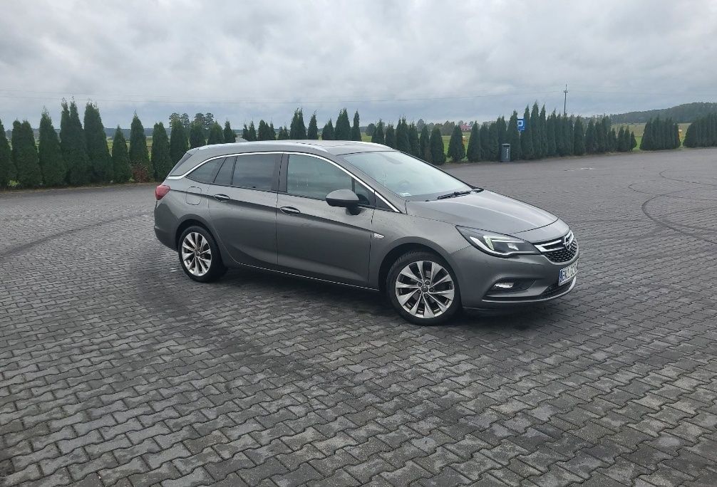 Opel Astra K 2017 1.6 CDTi