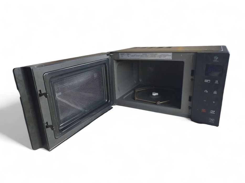 Мікрохвильова піч LG на 23л