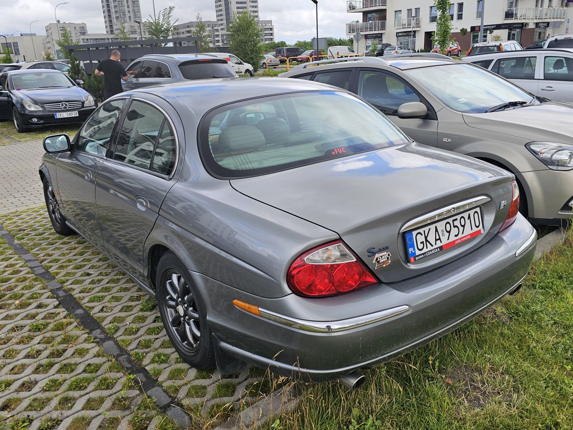 Jaguar s-tape 3.0 V6 Benzyna 2004r – Luksus i Klasyka! Zarejestrowany