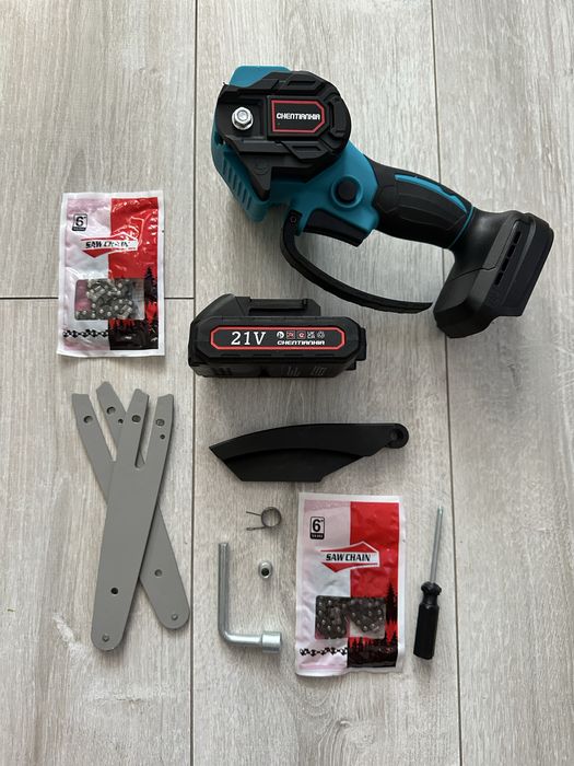 Mini piła akumulatorowa 21V