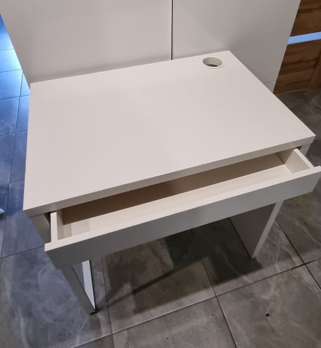 Biurko MICKE białe 73x50