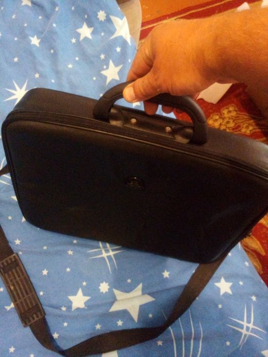 Продам кожну сумку підходе під ноут та планшет