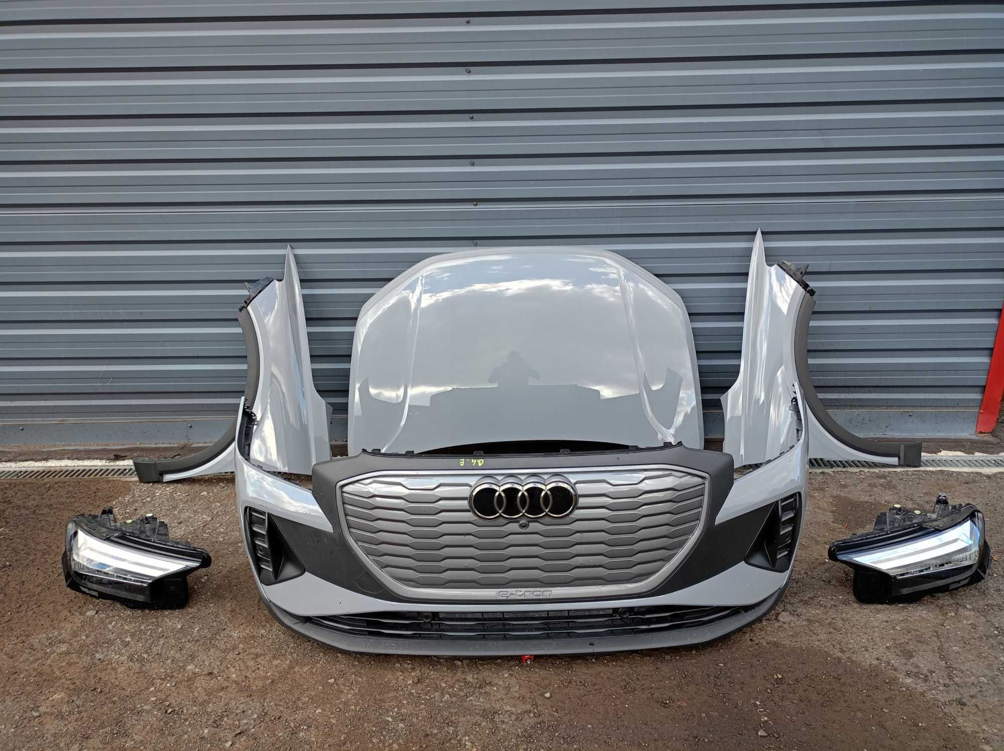 Q4 E-TRON 2023 Бампер передній задній разборка