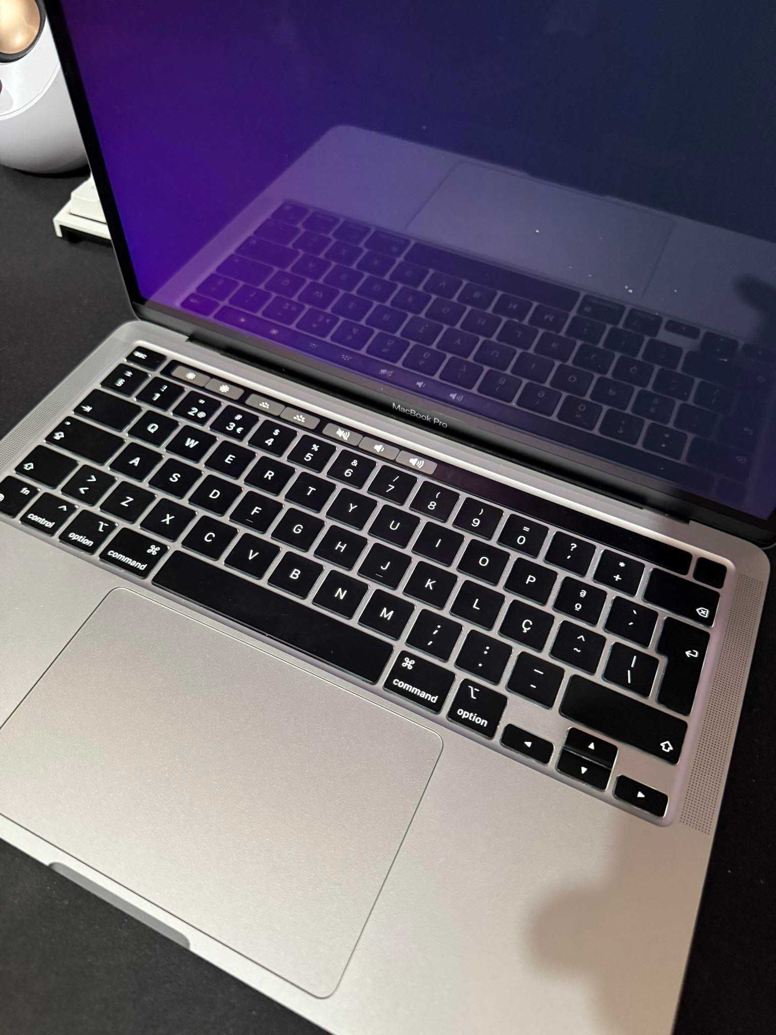 MACBOOK PRO M2 Cinzento + Rato Apple