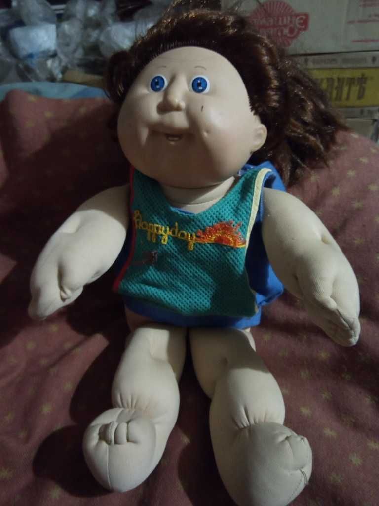 Кукла . Популярная игрушка