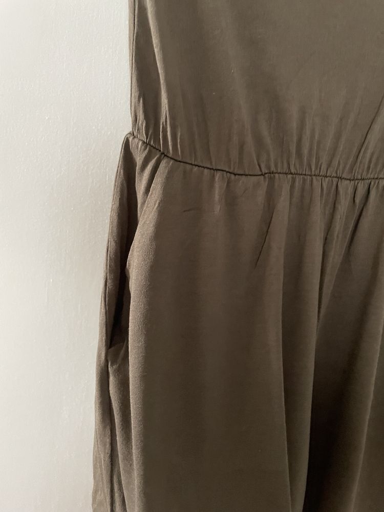 Krótki kombinezon khaki H&M S