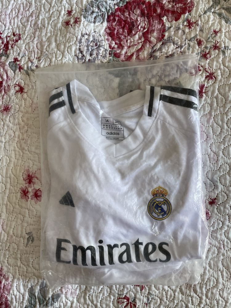 Conjunto futebol criança- Real Madrid