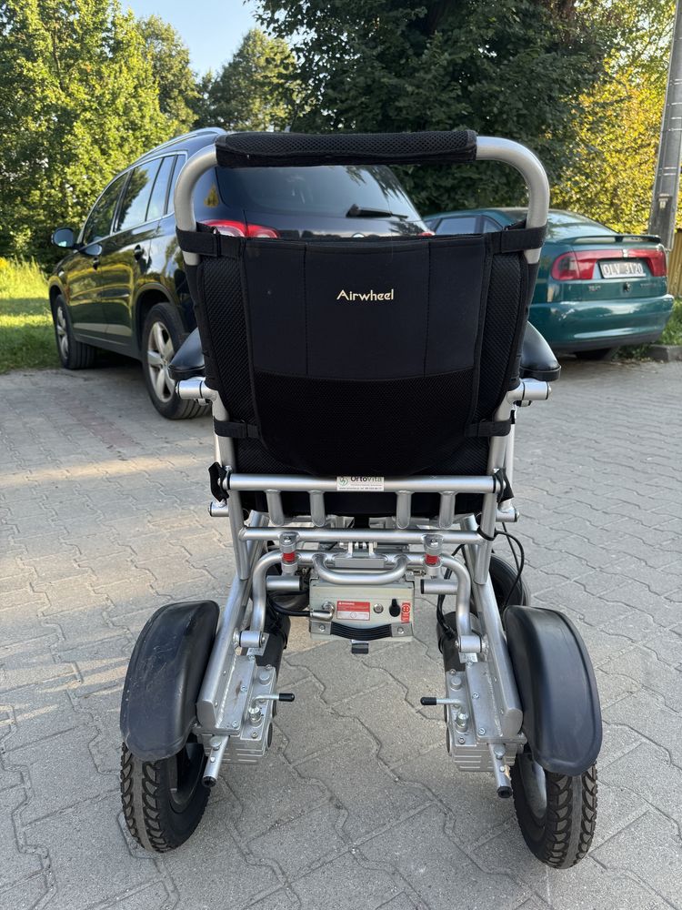 Wózek inwalidzki elektryczny Airwhael SMART WHEELCHAIR