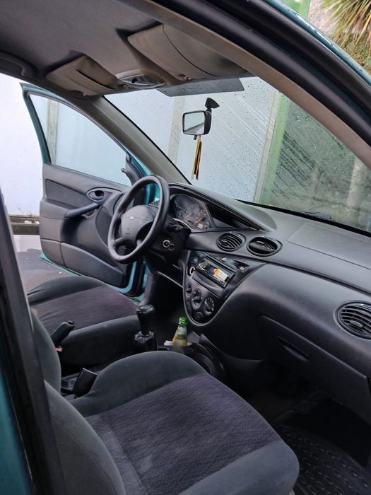 Ford focus 1.4 gasolina