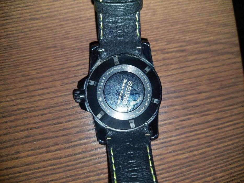 Seiko Sportura Kinetic Perpetual SNP089P1 - USADO, BRACELETE PELE