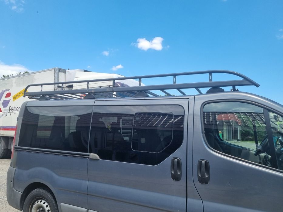Багажник опель віваро