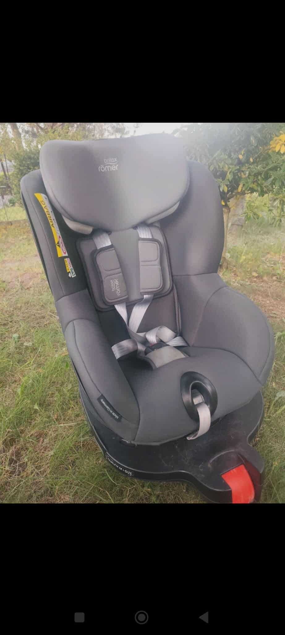 Fotelik Britax Romer Dualfix M i-size