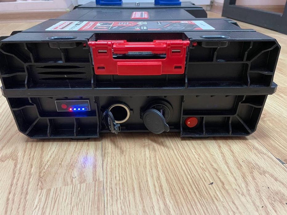 Збірна зарядна станція на 700 вт годин, 500 вт потужність інвертор