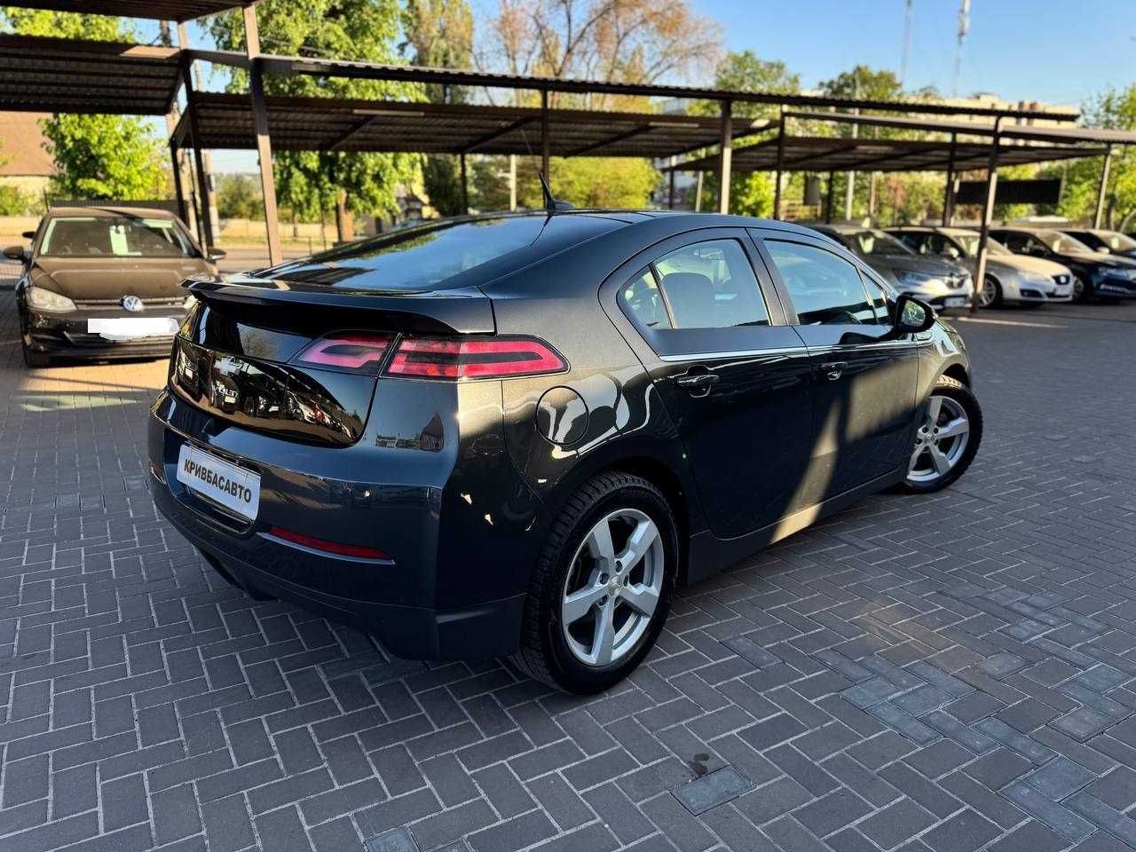 Chevrolet Volt 2014 плагін,гібрид