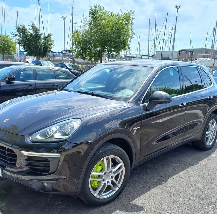 Porsche Cayenne S Hybrid
