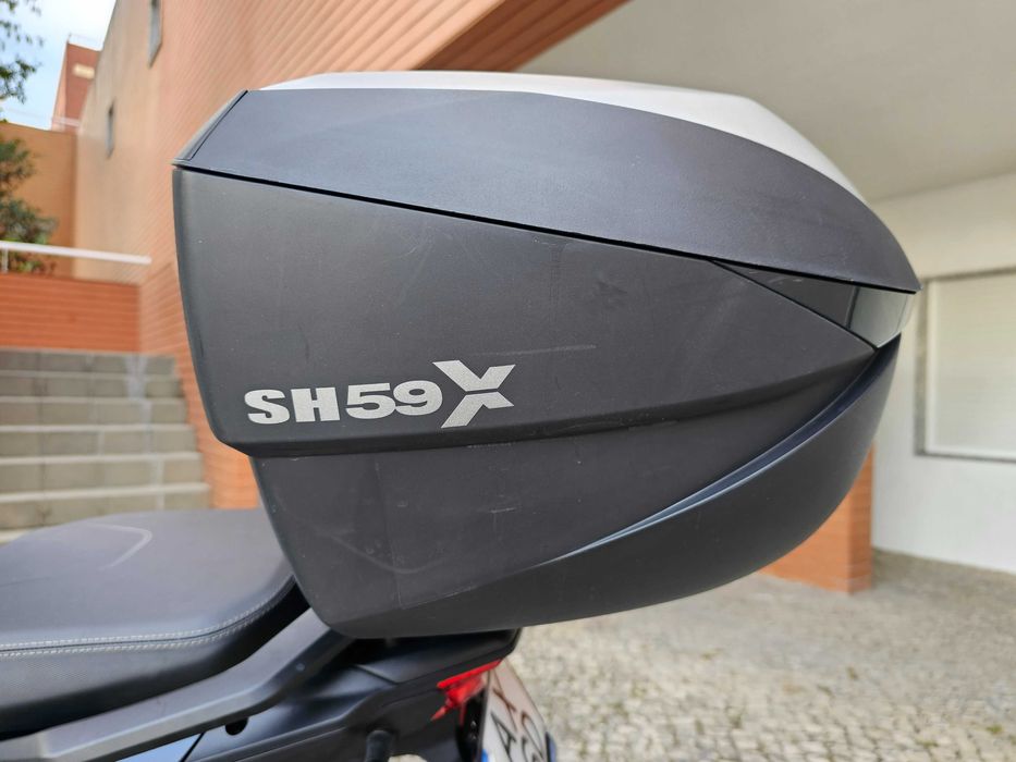 Benelli TRK 502 ABS de 2023 com 9.265 kms, garantia até Fevereiro 2026