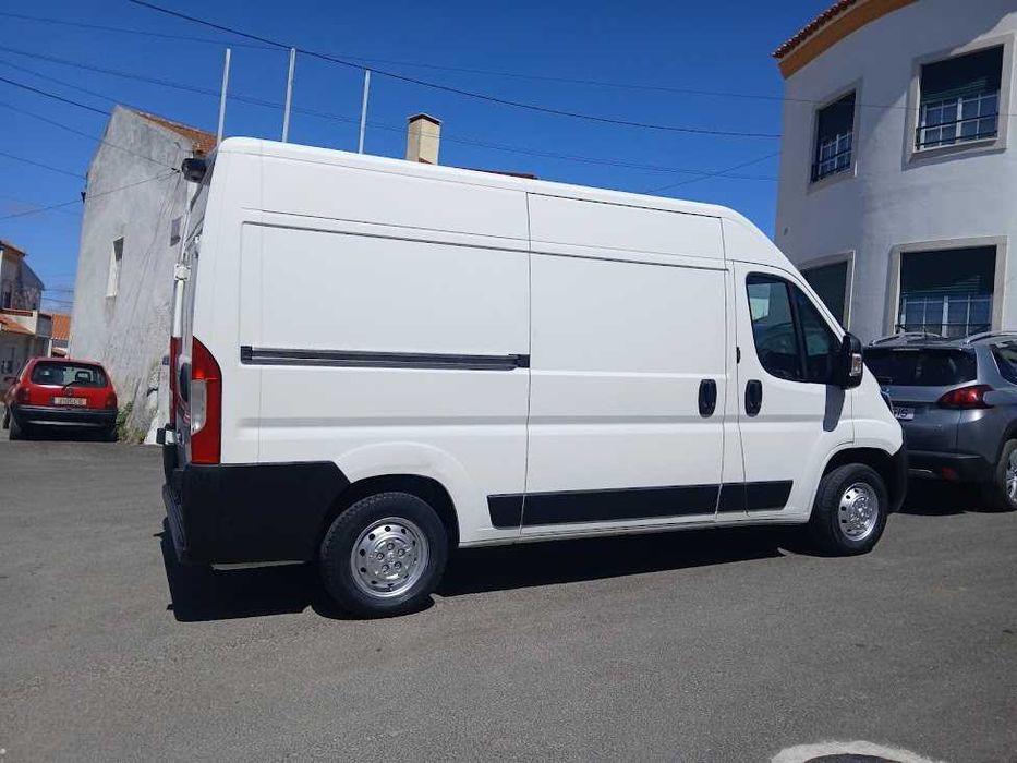 Peugeot Boxer 2.0 Blue HDI 130 CV L2H2  Ano 2019 - Premium