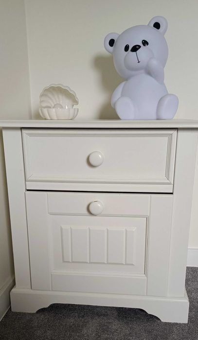 Meble do pokoju młodzieżowego białe (Bydgoska Fabryka Mebli)