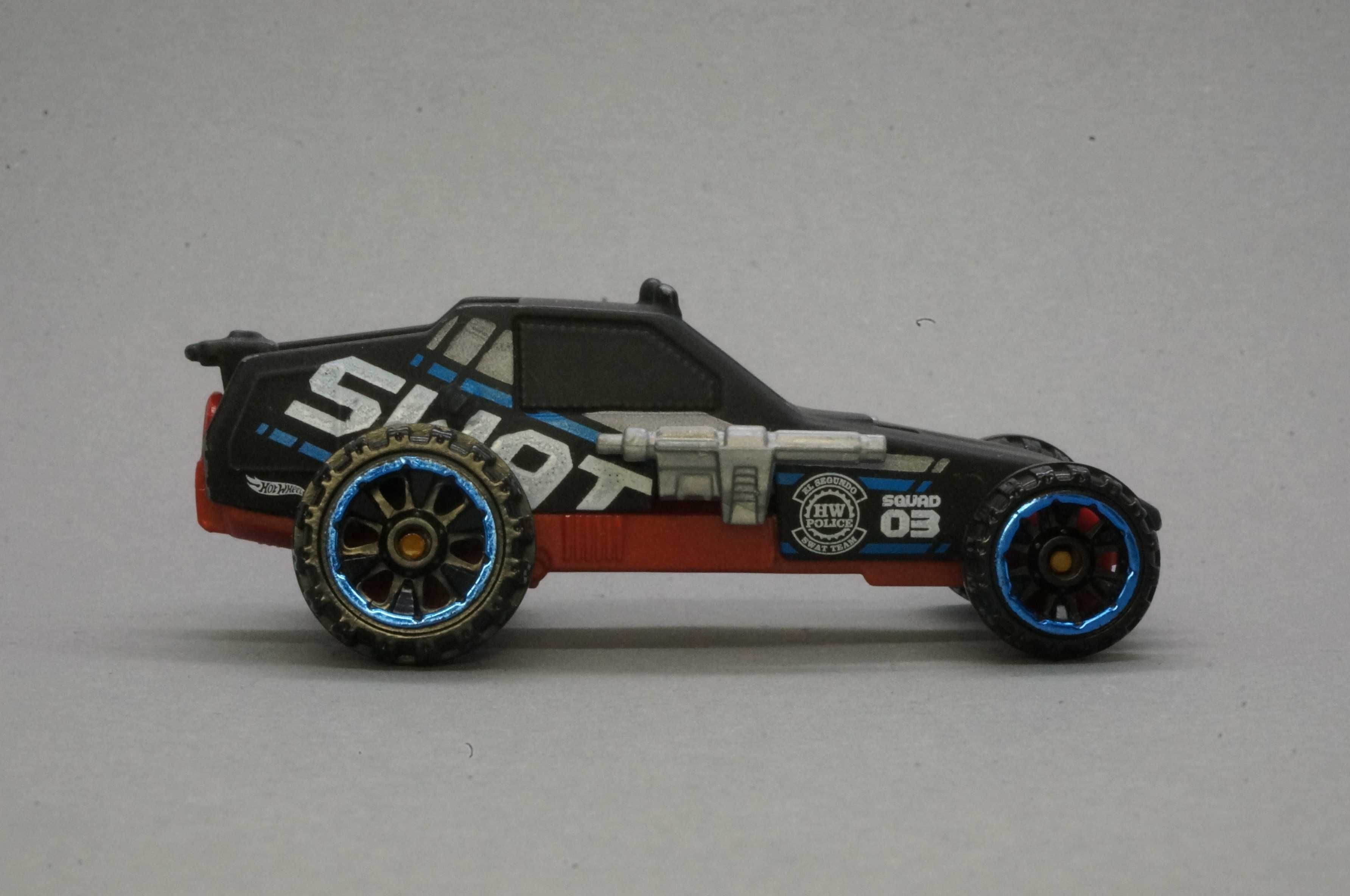 auto Hot Wheels Enforcer - T9606 offroad buggy HW Police SWAT - 2019