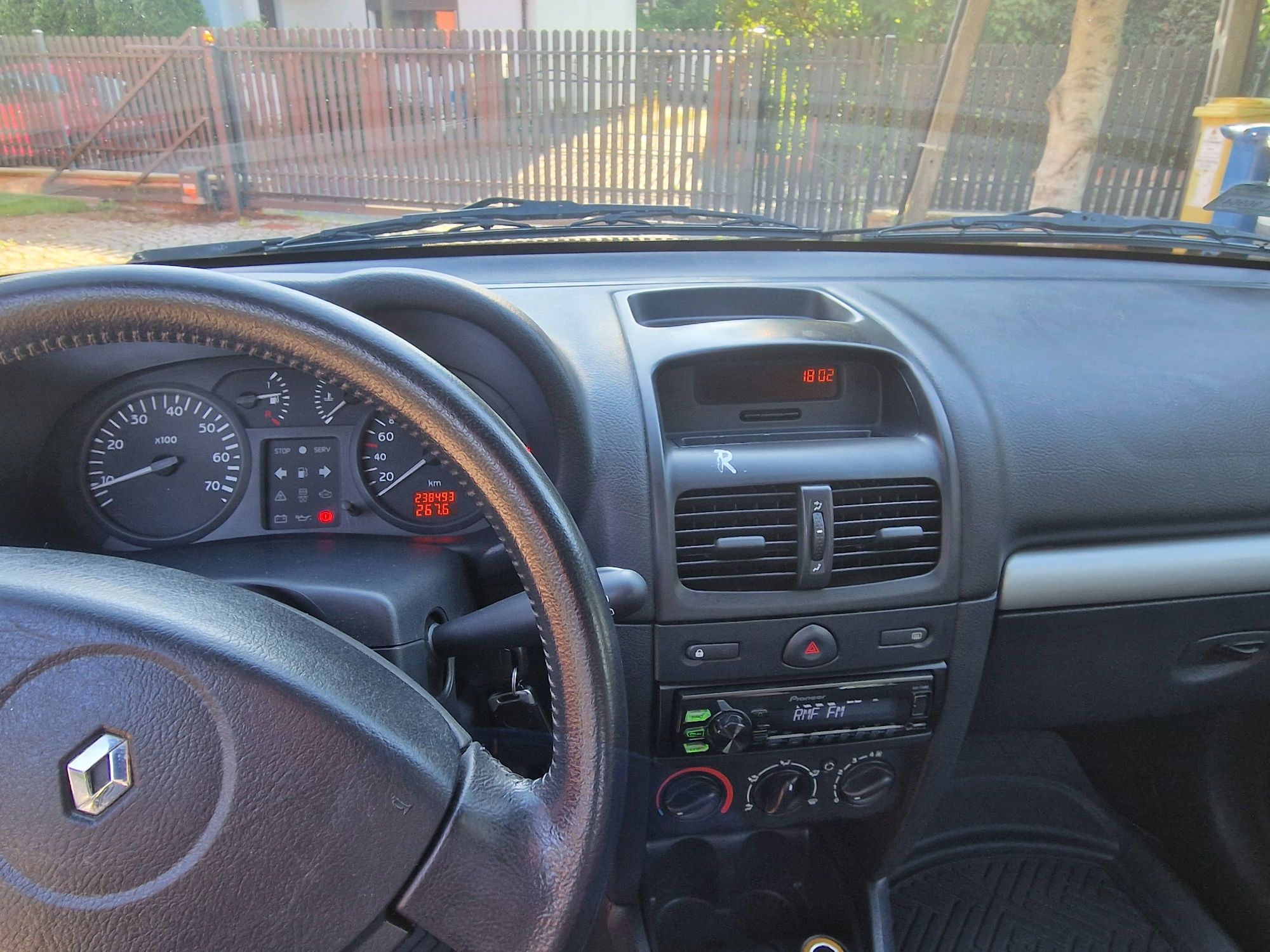 Reno clio 1,2 ,benzyna