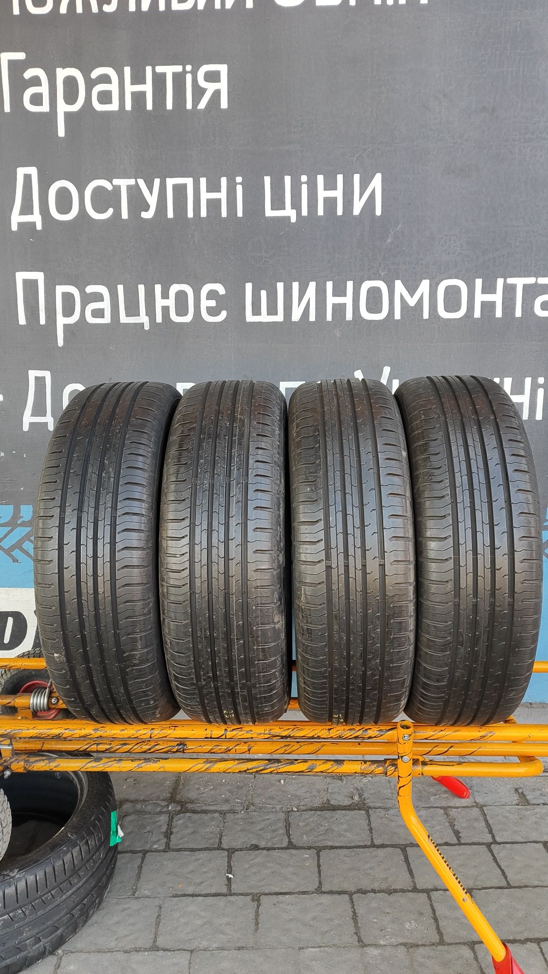 Шини Continental літні 215/65 R17