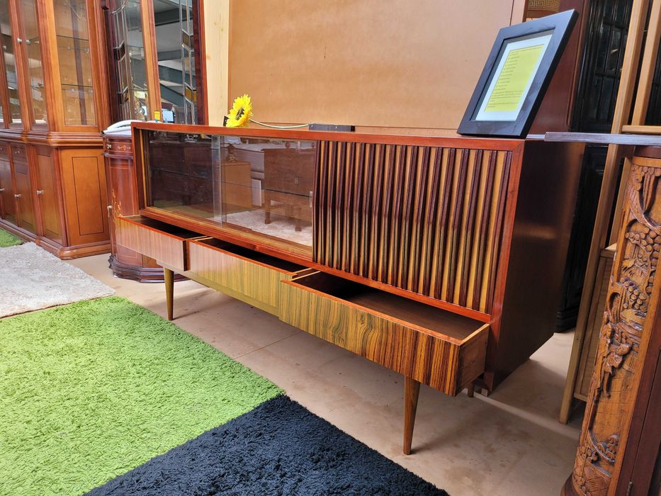 Aparador vintage - Totalmente restaurado