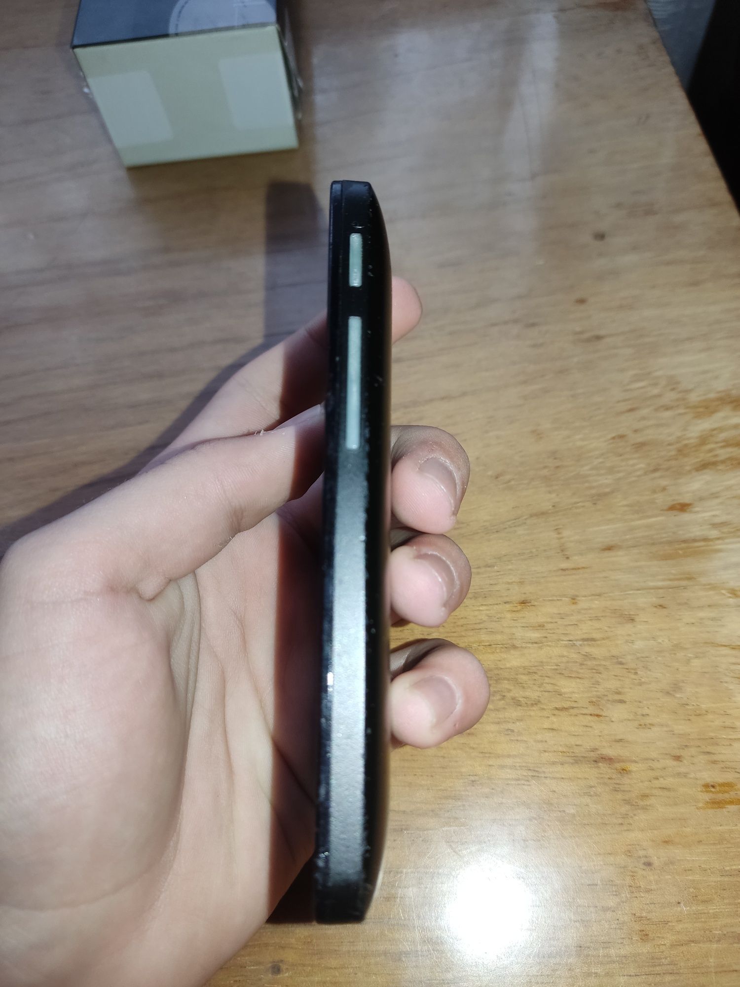 Продаю Asus ZenFone 4