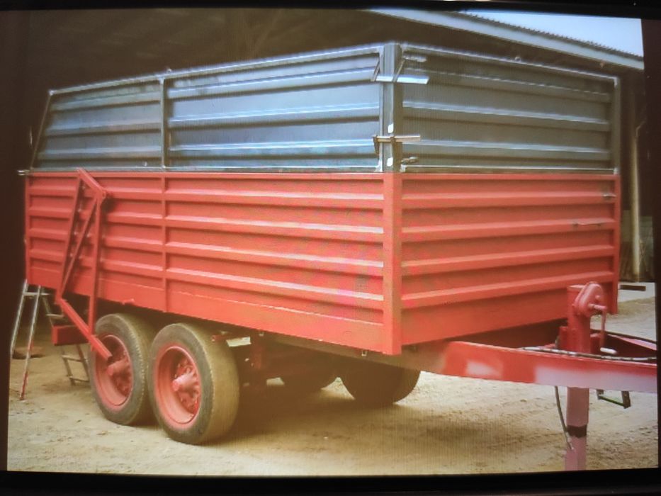 Blachy  burty nadstawki przyczepa rozrzutnik  zabudowa fasada Kontener