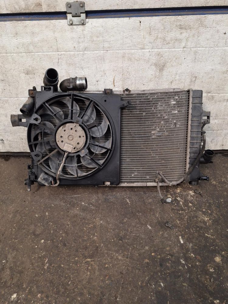 Chłodnica Astra H 1.3 Diesel Wentylator Astra III Chłodnice komplet