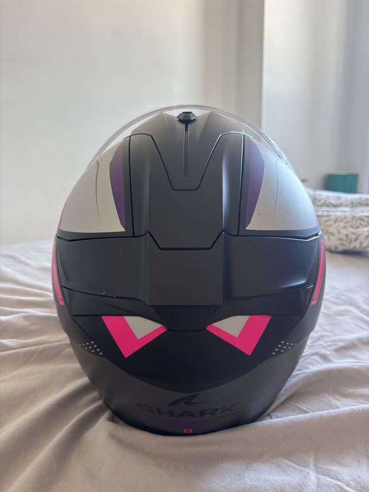 Capacete shark, com pouco uso