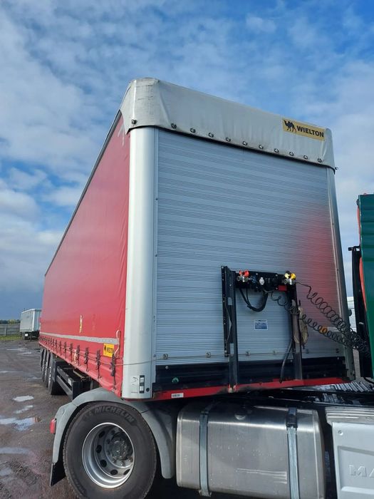 Wielton NS3K  Wielton NS3K, Podnoszony dach, 270-290 cm, Opony 90%,