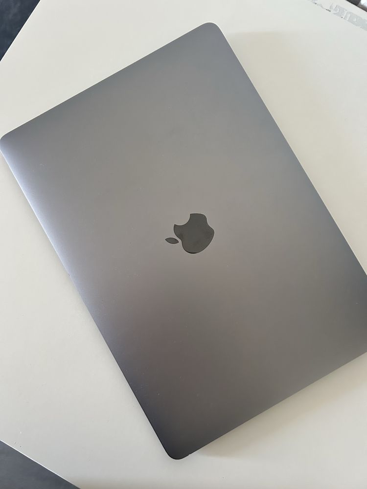 Macbook M1 256 GB