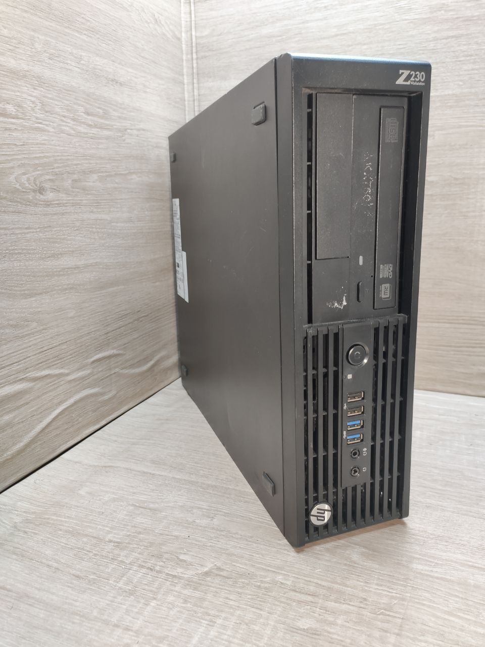 HP Z230 Workstation (Xeon E3-1245v4 /16gb ddr3)