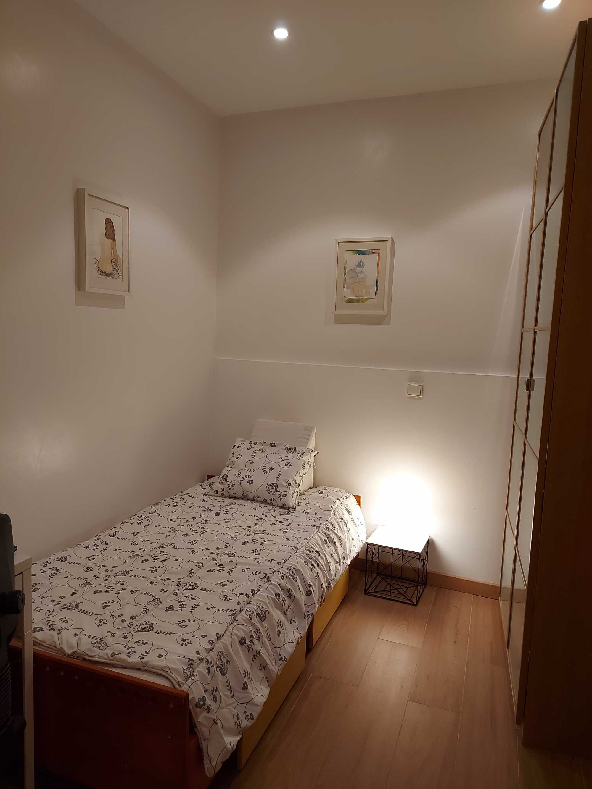 Quarto para arrendamento  mensal em Leça da Palmeira