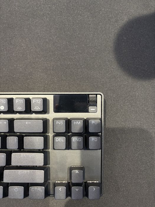 Apex pro TKL 2023 z niedzialajacym portem usb c