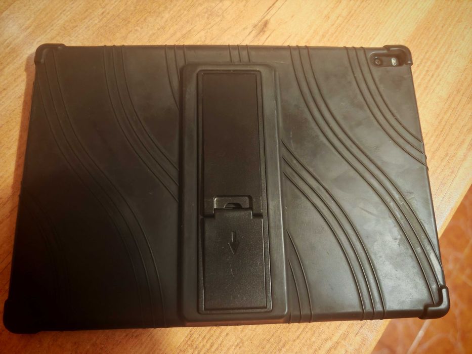 Планшет Lenovo TAB 4 10 Plus TB-X704L 64GB LTE